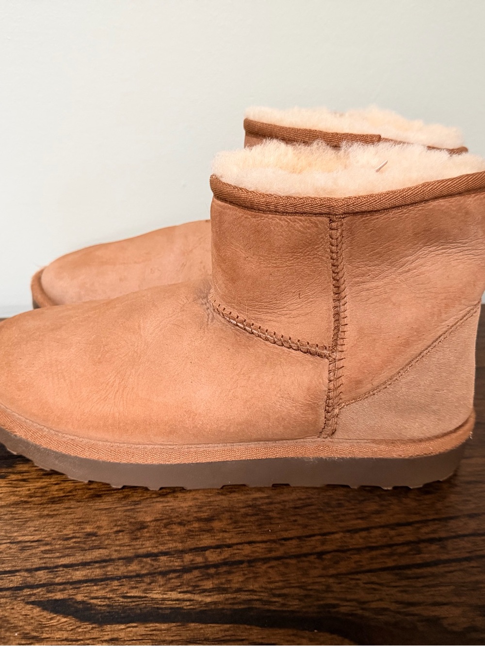 Shearling Ankle Boots suede wool size 8 woman’s like new